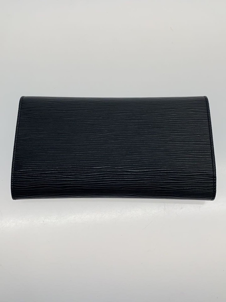 LOUIS VUITTON Long Wallet Porte Tresor International Epi Black Leather