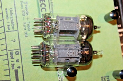 12AX7 - ECC83 - 1x TUNG-SOL - USA - DECL. D-GETTER - 1 x UNBEKANNT - 2 STÜCK -
