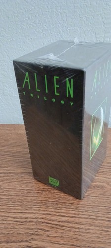 Sealed Alien Trilogy VHS - Picture 7 of 10