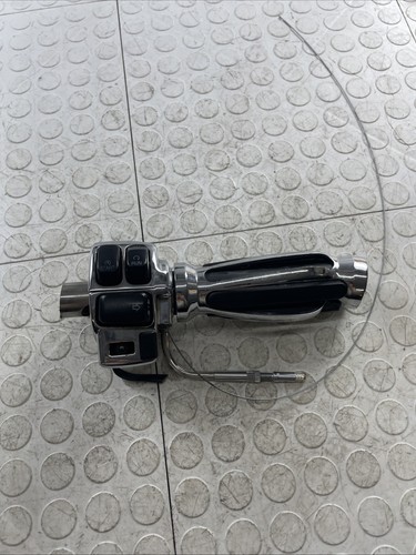 2006 06-13 Harley Davidson Street Glide Right Handle Switch Throttle Cable OEM