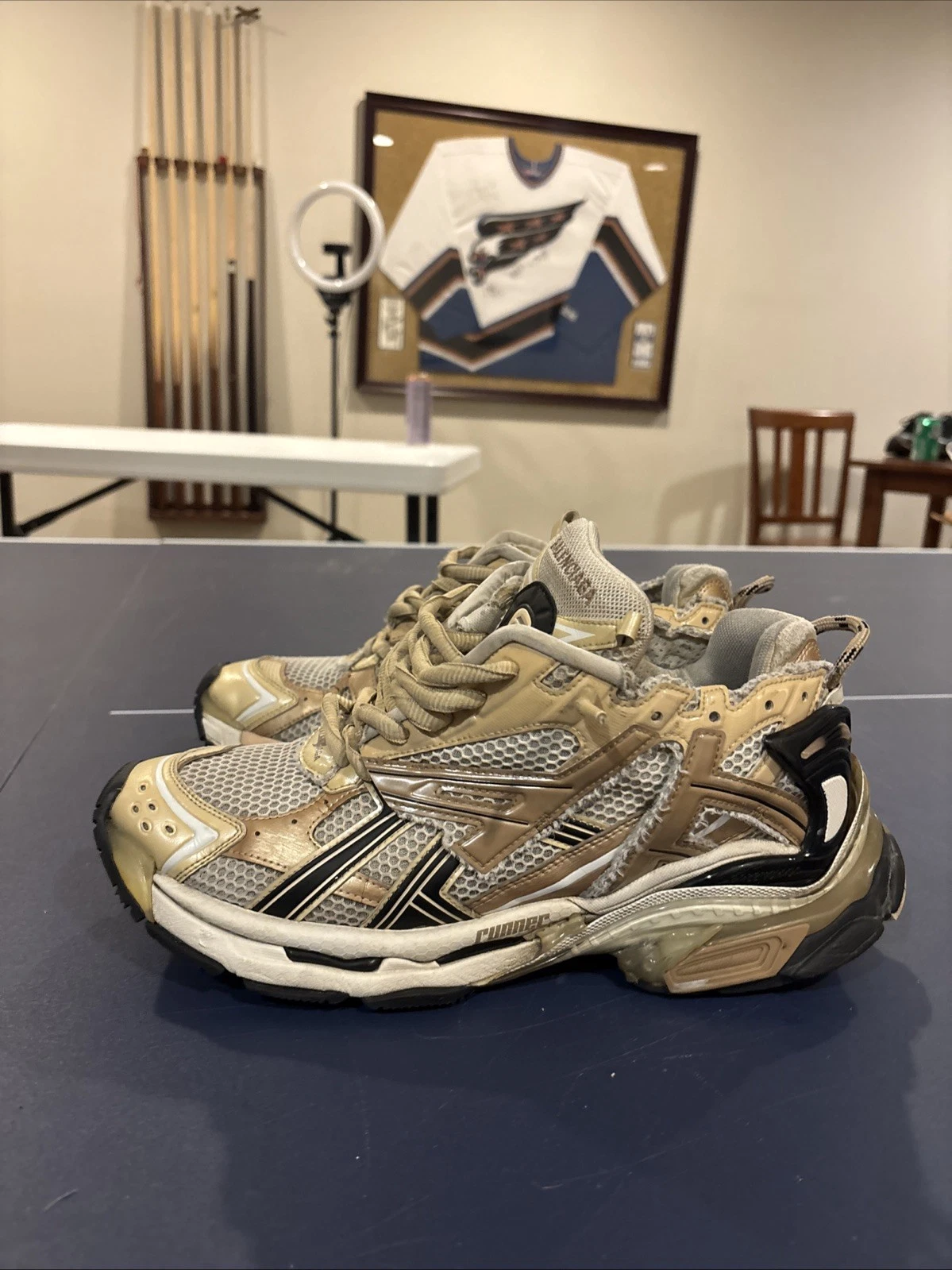 Balenciaga — Balenciaga Runner Sneaker Beige Size 44