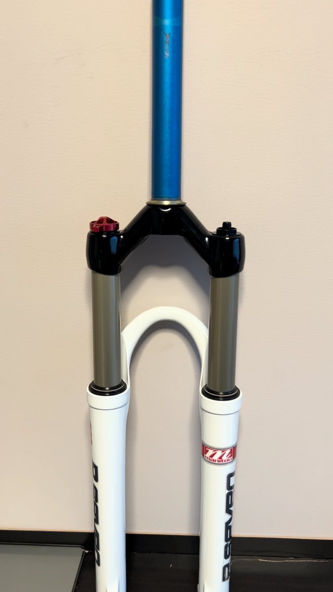 Manitou R-Seven Super ABSOLUTE 100mm Travel 26