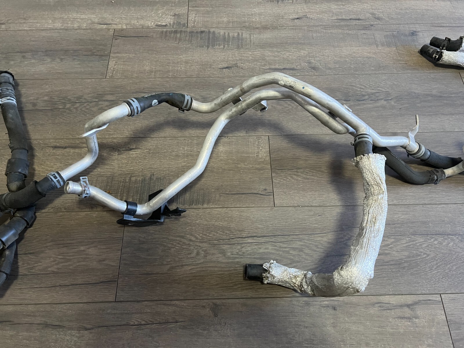 LAMBORGHINI HURACAN LP610 580 WATER COOLANT CONNECTING PIPE HOSE OEM 4S0121085E