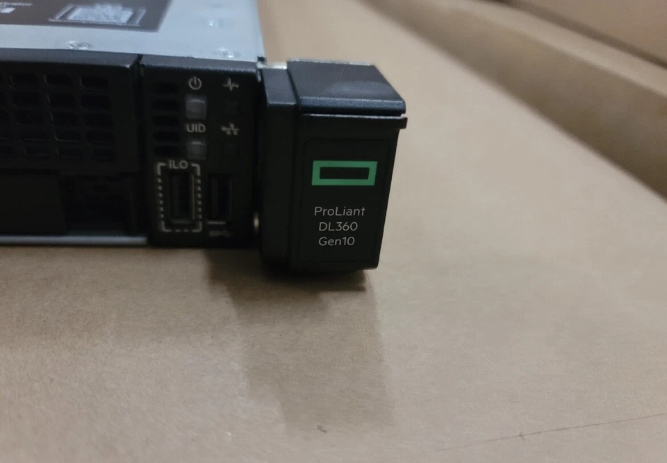 HPE ProLiant DL360 Gen10 Server 8*2.5 " 4210R 1P 16G NC 8SFF Svr Position 500W - Image 2 of 4