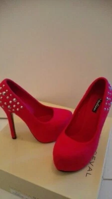 Escarpins en daim rouge 37 état neuf - Photo 1/3