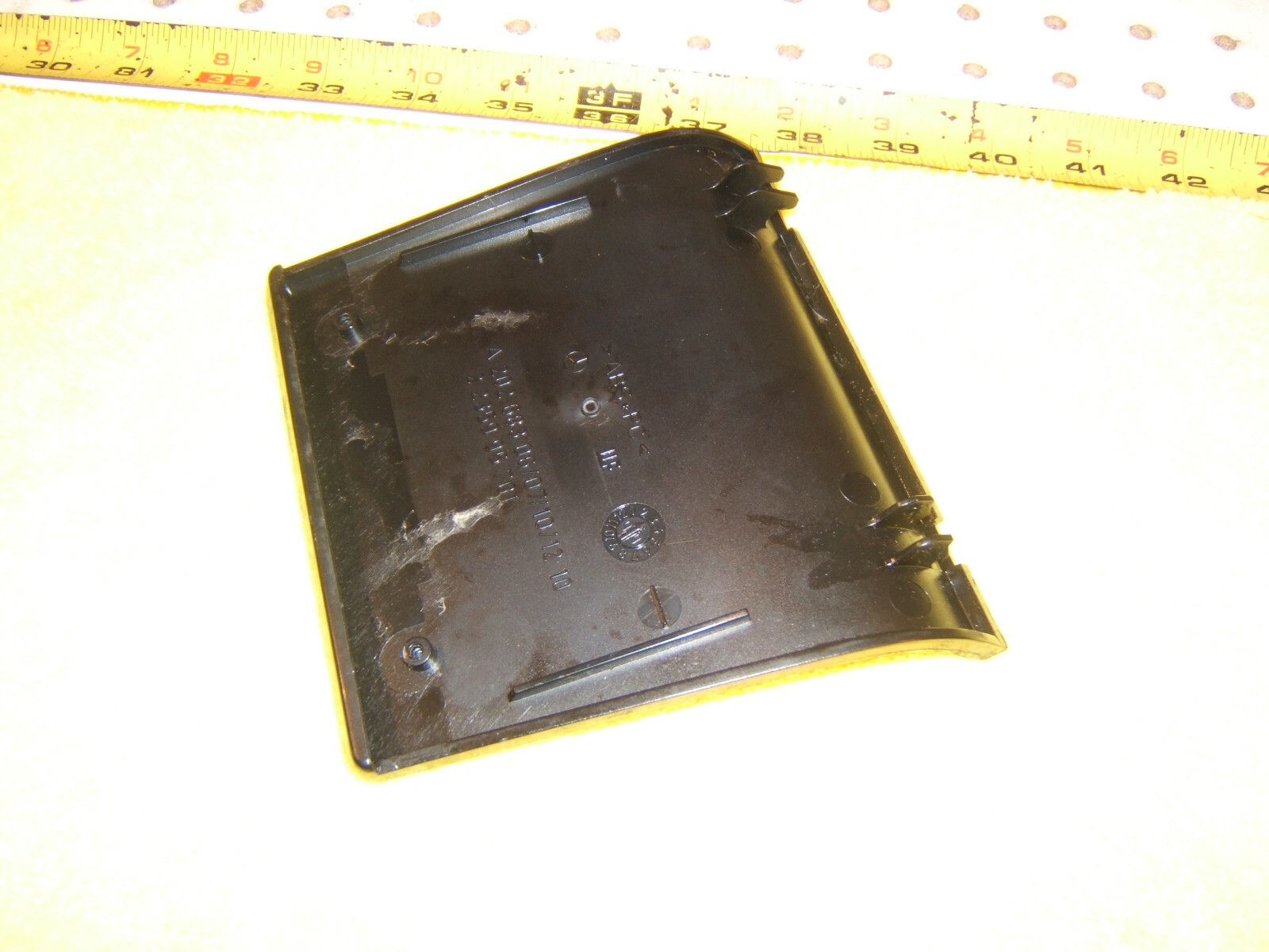 Mercedes 982000 W202 AMG Class Front Console cup holder Carbon FIBER 1