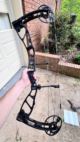 Elite terrain compound bow 50-70