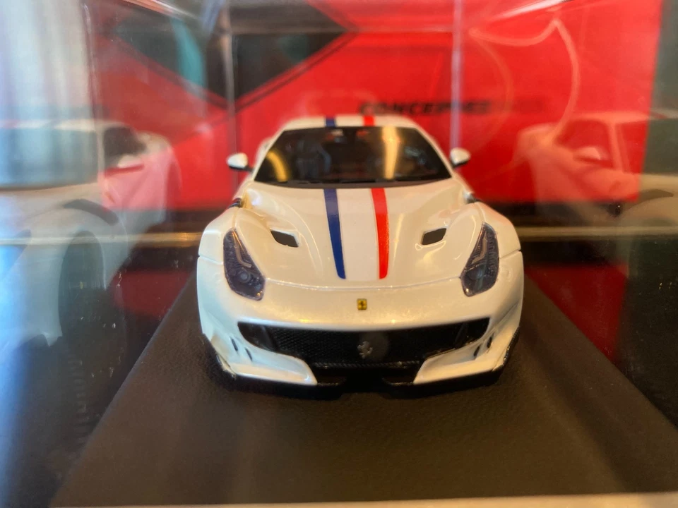 FERRARI F12 TDF FUJI WHITE GLOSS 18/20 1/43 BBR RACE43-246N - Photo 4/4