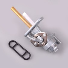Rubinetto carburante Petcock adatto per Suzuki DS185 TS125 TS185 TS250 TS400 GT185 DS80 DS100
