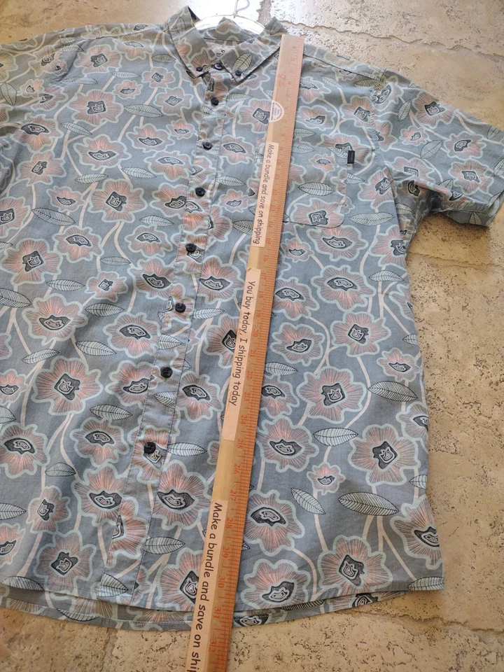 Rip Curl Hawaiian Button Up Shirt Men XL Blue Pink Floral Tropical Pocket - Image 3 of 4