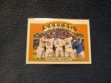 2021 Topps Heritage #1 Los Angeles Dodgers  World Series Champions