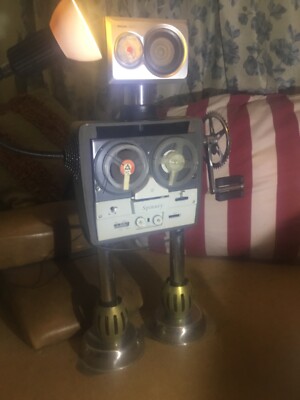 Roboter Zimmerkunst Modell