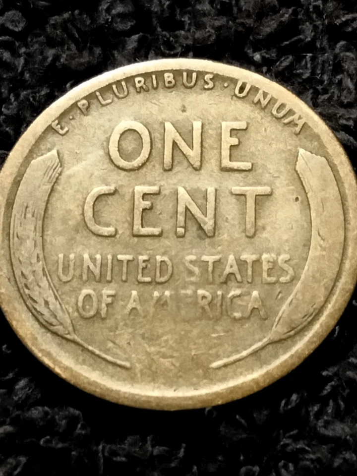 1911 S Lincoln Wheat Improper Alloy Mix Struck Thru Grease - Image 2 of 4