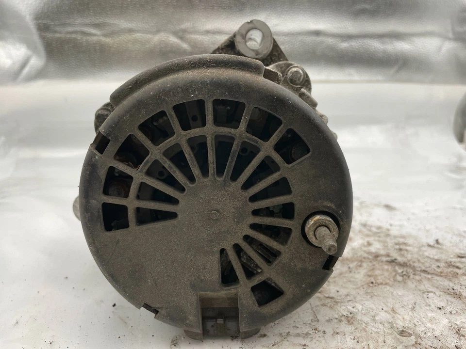 GMC Sierra 1500 2003 motor alternador generador 105 amperios fabricante de equipos originales 19151898 2002-2005 Foto 3 de 4