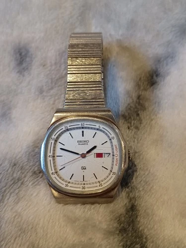 Seiko Day/Date Quartz Mod. 7559-5000 T Cal. 7559A  Japan Gents Wristwatch