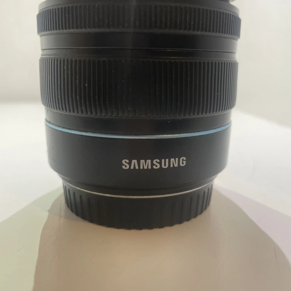 Samsung 18-55mm f/3.5-5.6 III OIS i-Function Zoom Lens - Samsung NX Mount - Image 4 of 4