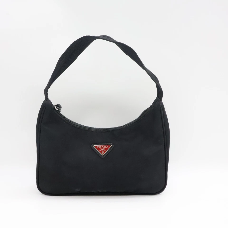 Prada Re-Edition 2000, photo 1 of 5