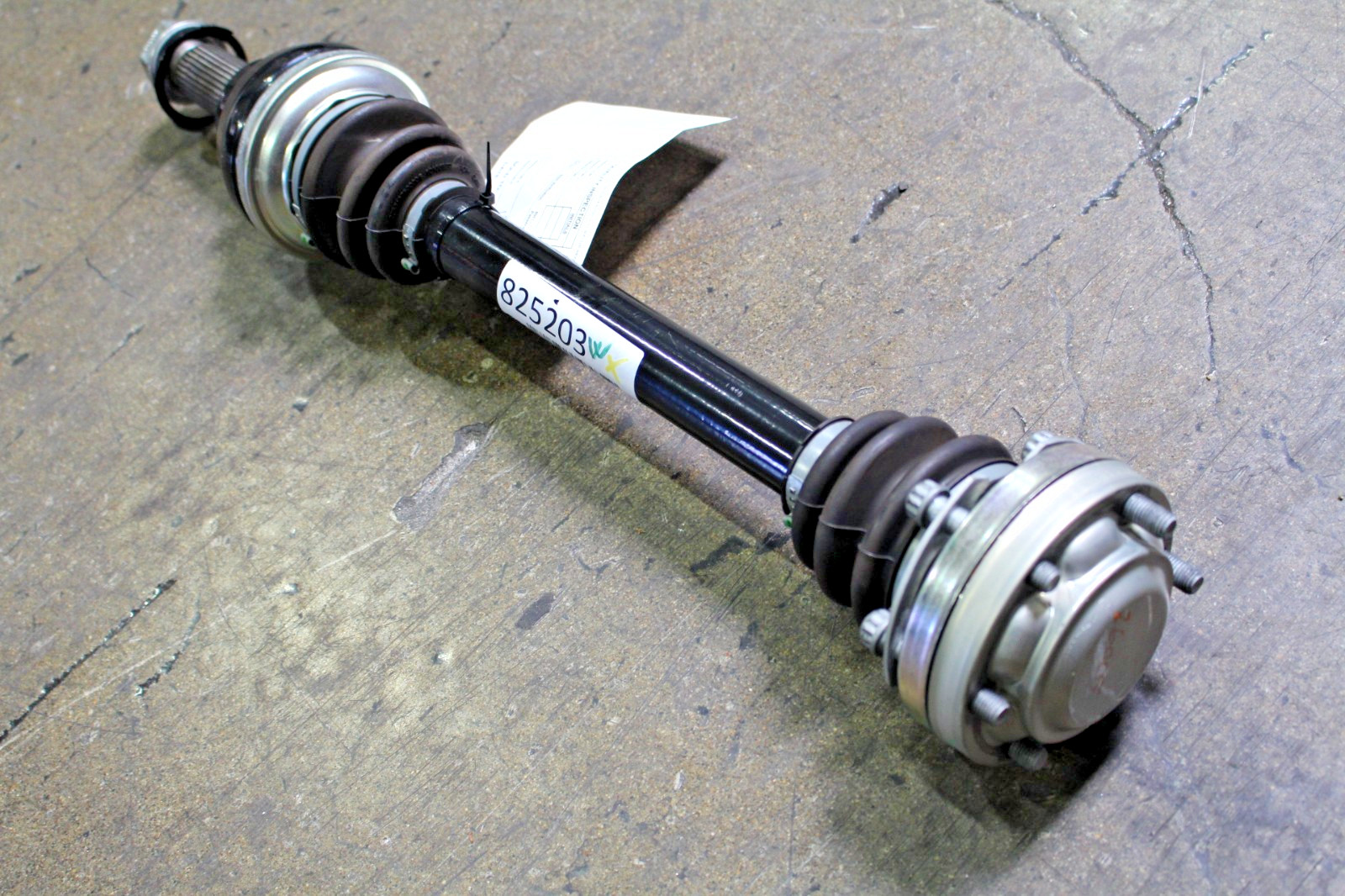 Ferrari 296 GTB Axle shaft P/N 825203