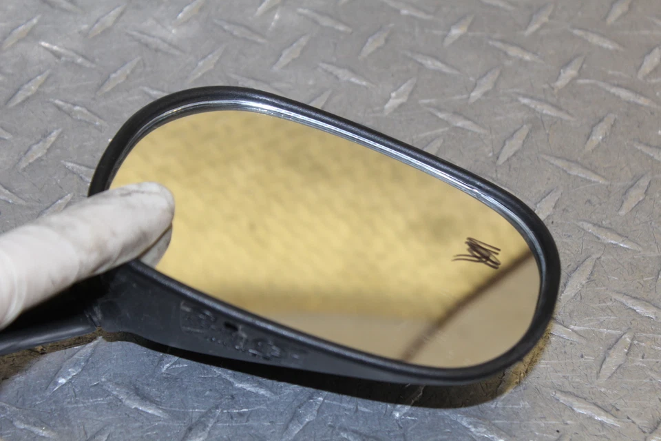 Espejo retrovisor derecho Honda CBR250R 2012 Foto 2 de 4