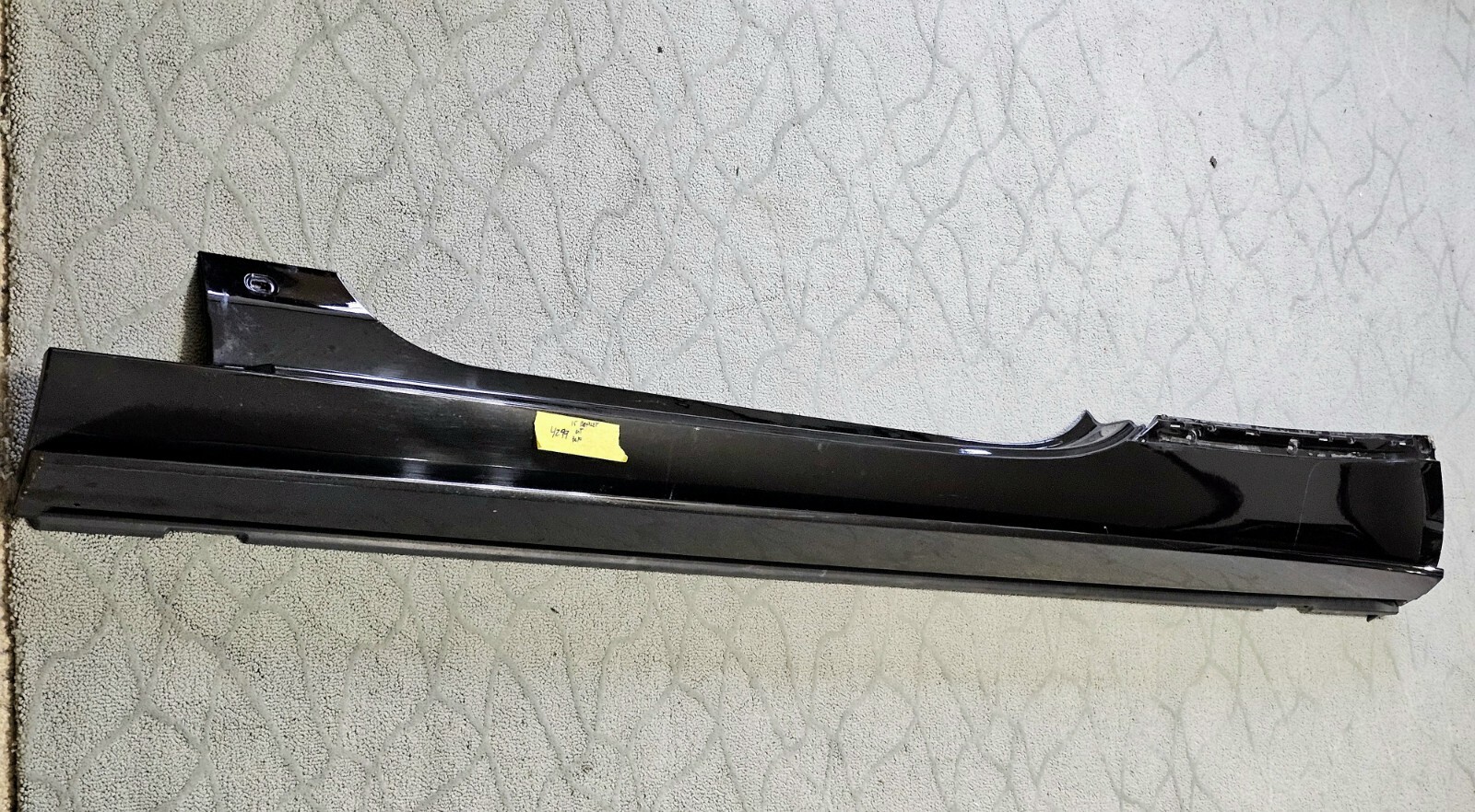 2011-2014 BENTLEY CONTINENTAL   LH DRIVER'S SIDE SKIRT ROCKER MOLDING BLACK