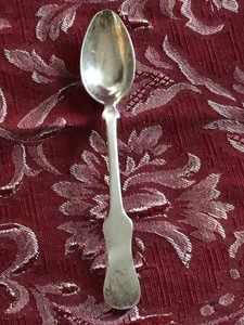 ANTIQUE SILVER PLATE TEA SPOON 