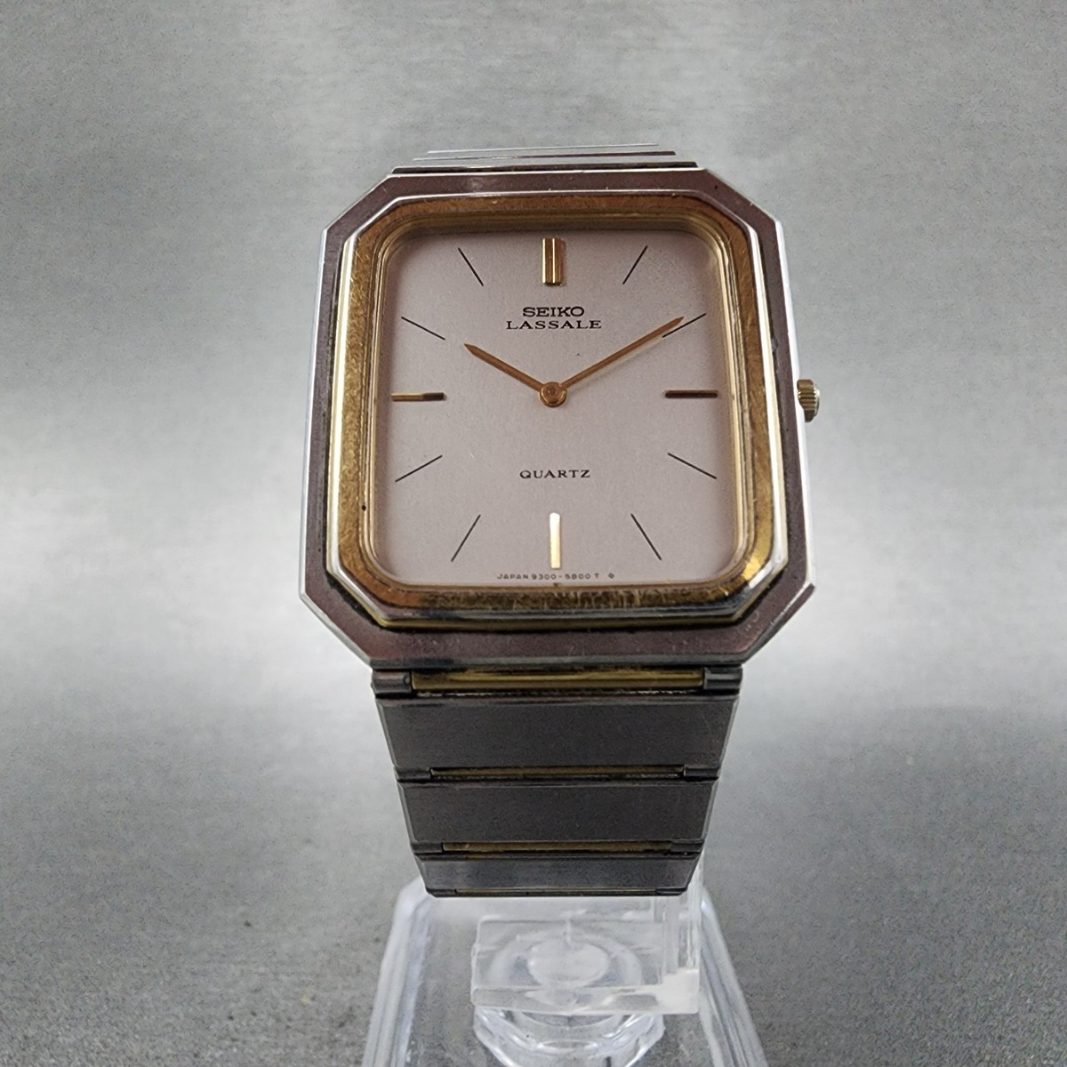 【SEIKO】希少 LASSALE クォーツ Seiko Lassale Tank Watch Men 28mm Silver Dial Two Tone 9300-5559