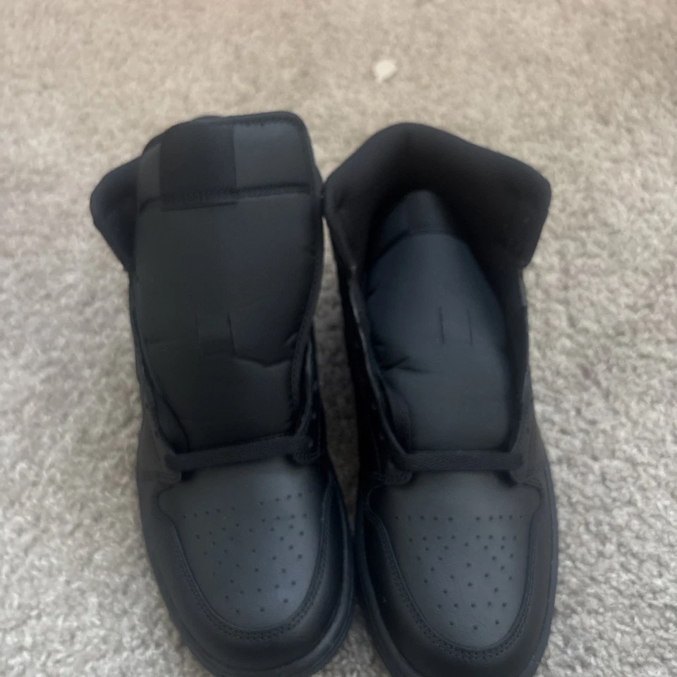 Air Jordan 1 Mid Triple Negro 554724-093 Hombre Talla 10 Foto 3 de 4