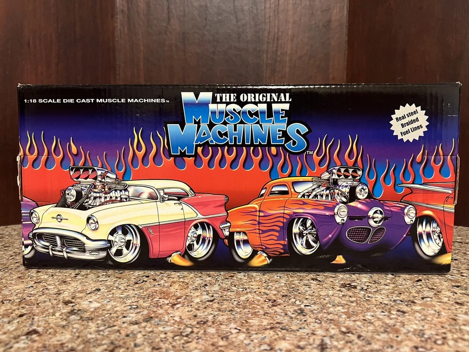 2002 1-18 MUSCLE MACHINES '40 SEDAN DELIVERY IN ORANGE Item # 71169 - Image 4 of 4