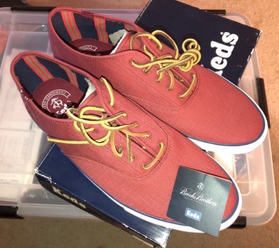 brooks brothers men's sneakers