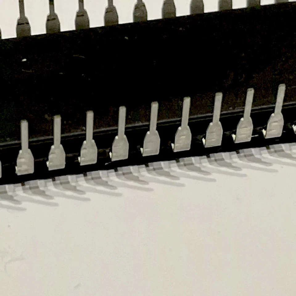 M27C512 M27C512-15F1 64x8 512K ST Micro UVPROM CERÁMICA (100 piezas POR LOTE) Foto 3 de 3