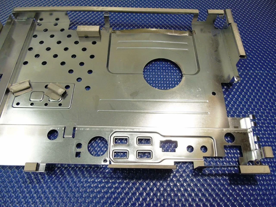 Gateway AIO ZX4300 20" Metal Sheild for Motherboard Fan/Heatsink, 3ZEL2MSTN20 - Image 3 of 4