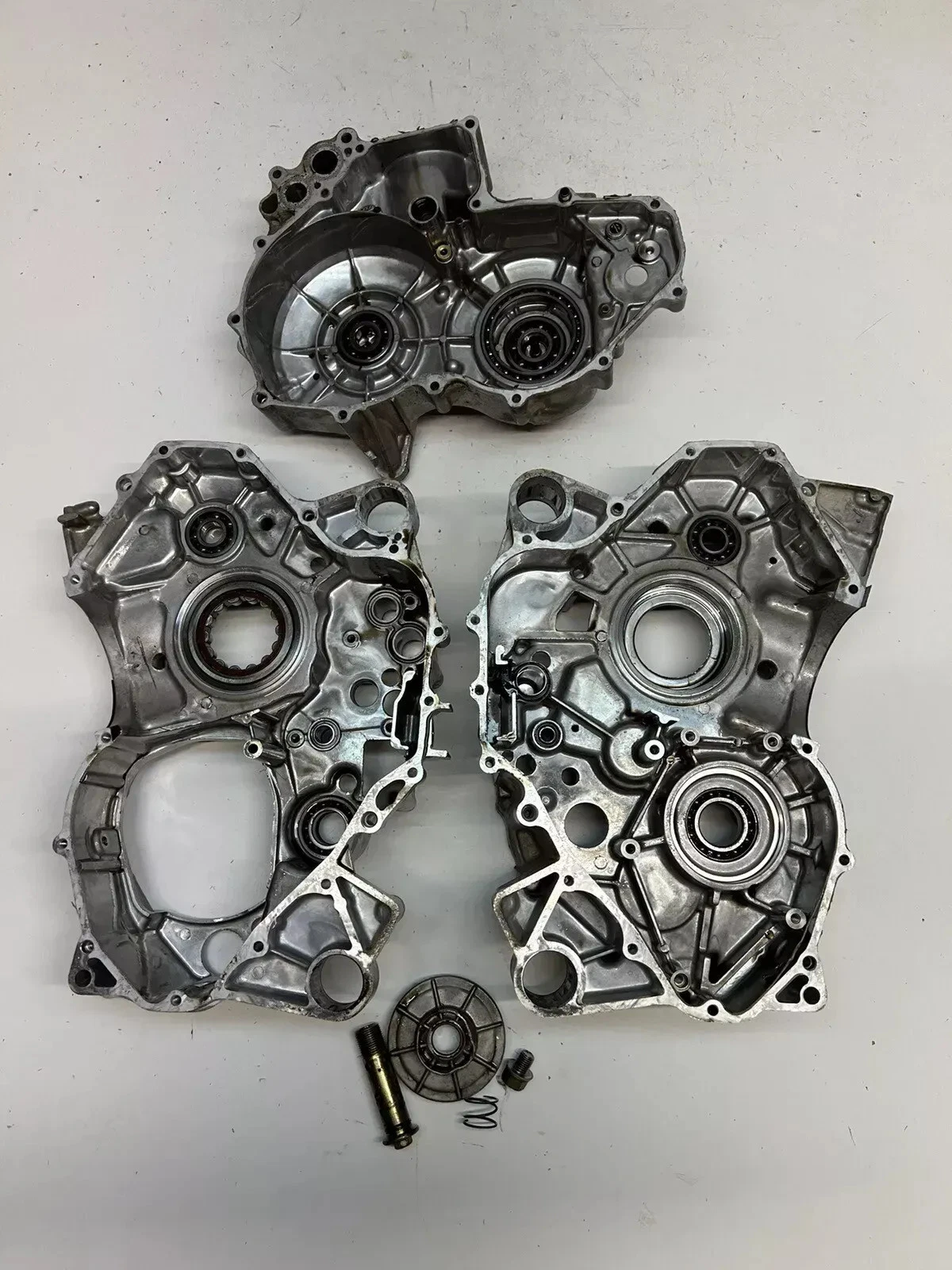 2002 02 Honda TRX500 FA2 4x4 Foreman Rubicon GOOD Crankcase Cases Cover Engine
