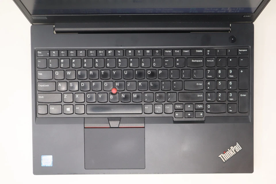 联想 ThinkPad E590 便携式电脑 英特尔酷睿 i5 第 8 代 16GB RAM 256GB NVMe 无 — 第 3/4 张图片