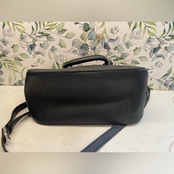 Tory Burch Robinson Floral Tote Shoulder Crossbody Handbag Black Blue Leather thumbnail 5