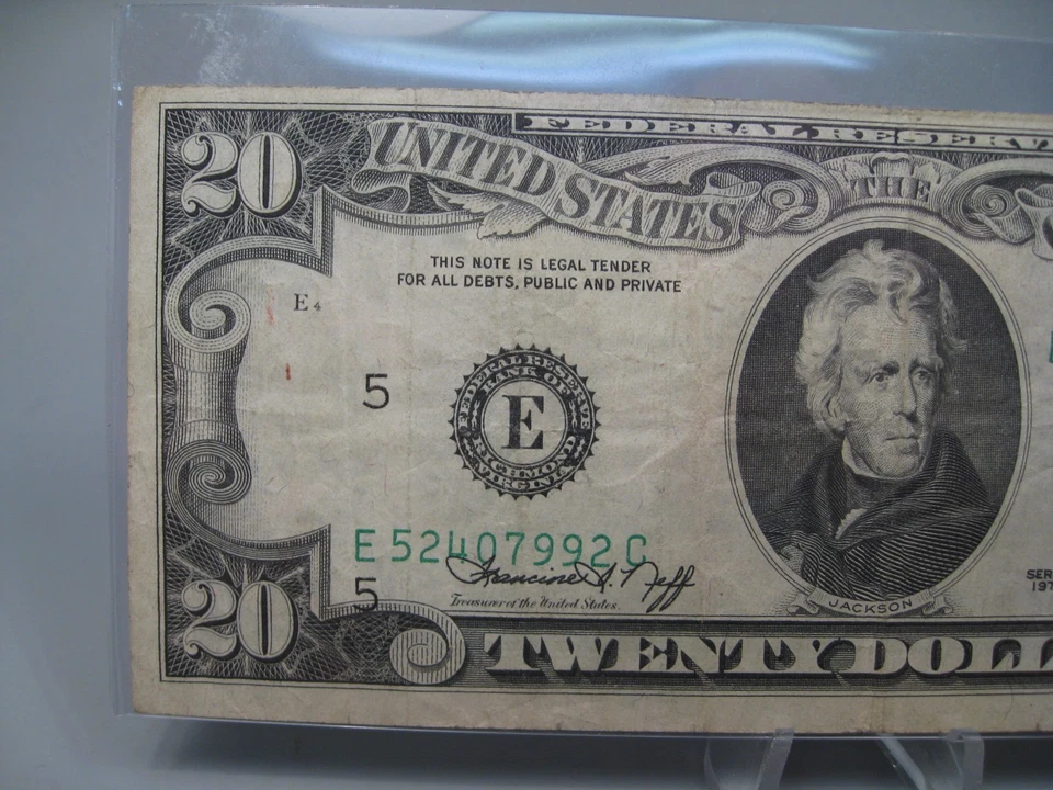 ERROR Note: 1974  $20 TWENTY DOLLAR FRN Note. Third Shift Misaligned. No holes - Image 4 of 4
