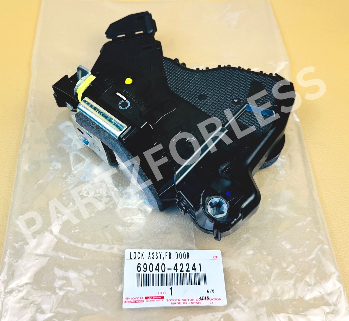 69040-42241 TOYOTA GENUINE LOCK ASSY, FRONT DOOR W/MOTOR, LH