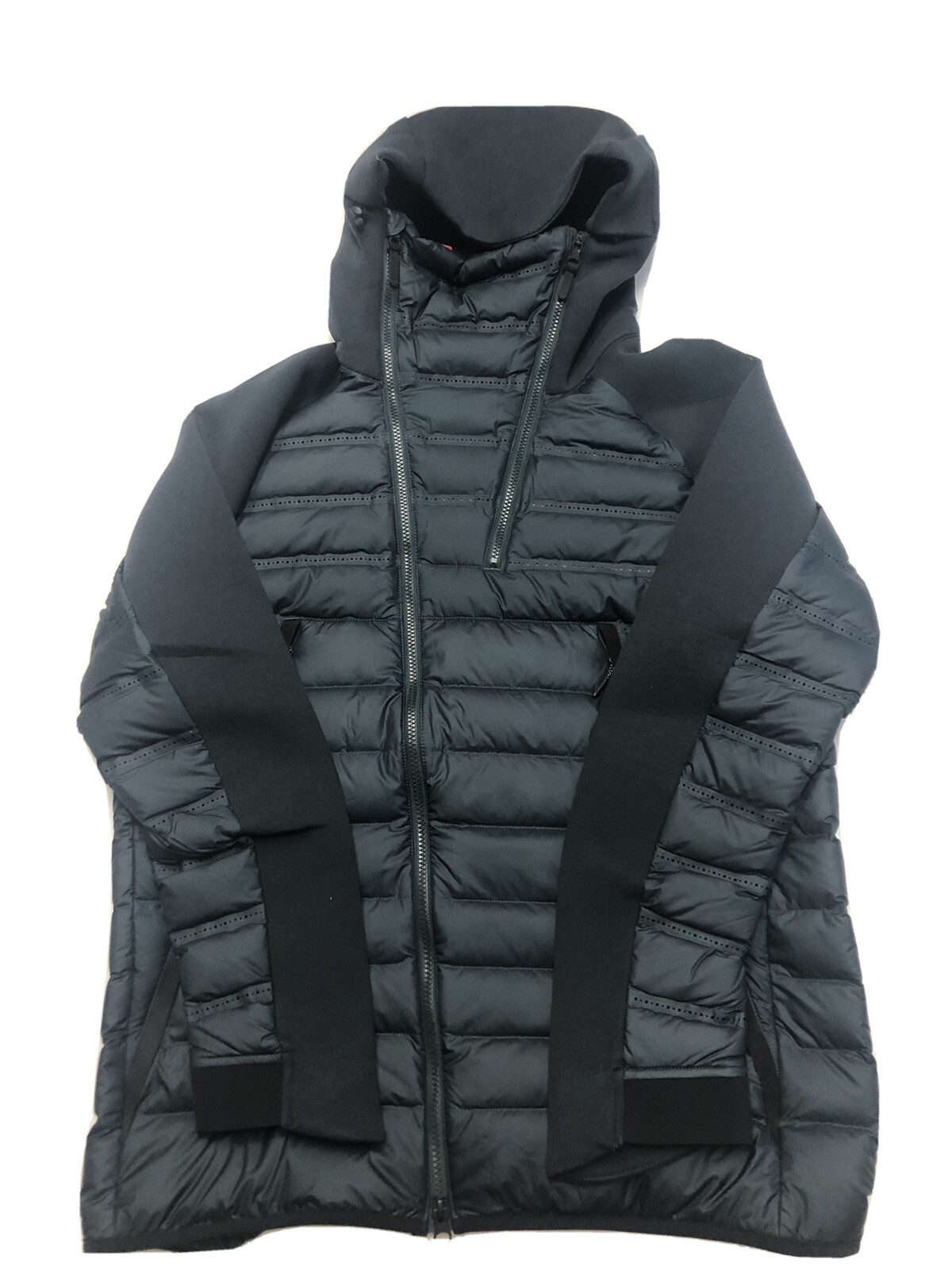 Nike Aeroloft 800 Downfill Tech Fleece 