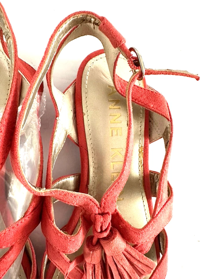 Sandalias Anne Klein Rosa Coral Gamuza con Borlas~~Mujer Talla 6.5 Med Foto 3 de 4
