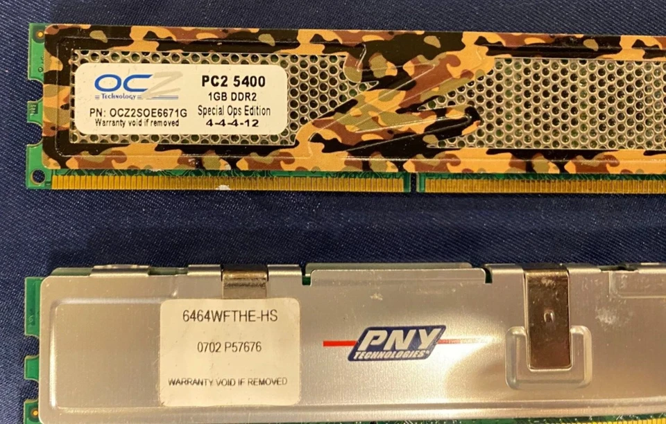 PNY DDR PC2-5400 1GB (4x1GB) RAM - Image 2 of 4