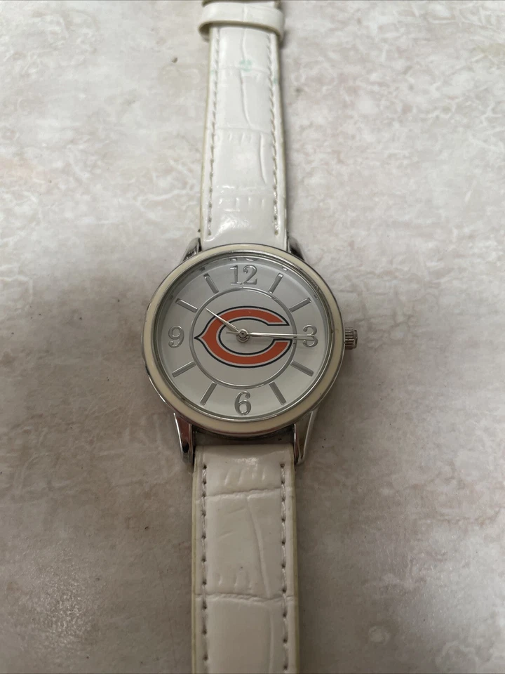 vintage Chicago Bears NFL Football Time Watch Needs Battery Japan Stainless - Image 2 of 4
