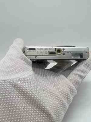 Sony Cyber Shot DSC-W570D 16.1MP 5.0x Optical Zoom Digital Camera