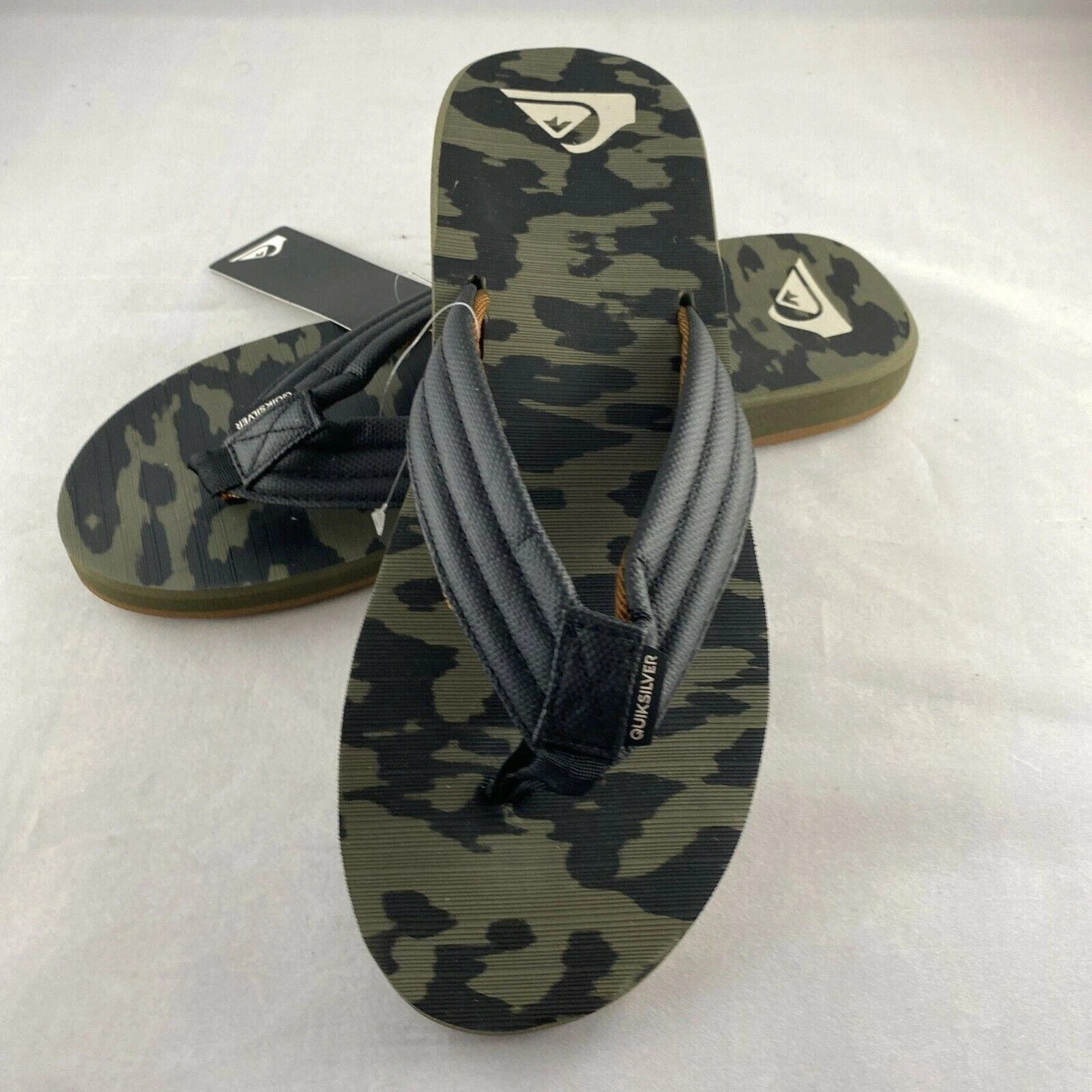 QUIKSILVER 'Carver' Print Flip Flops, 12(45) 13(46) 14(47) - Green/Black Camo