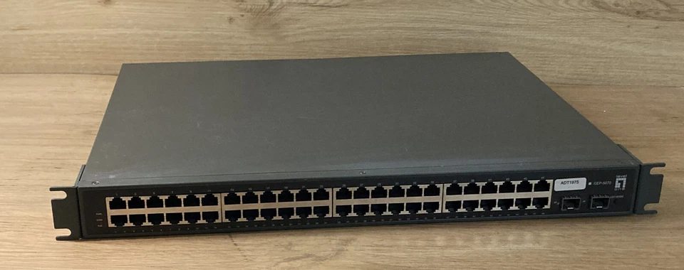 LevelOne GEP-5070 GEP5070 48 GE PoE-Plus + 2 GE SFP L2 Managed Switch 5
