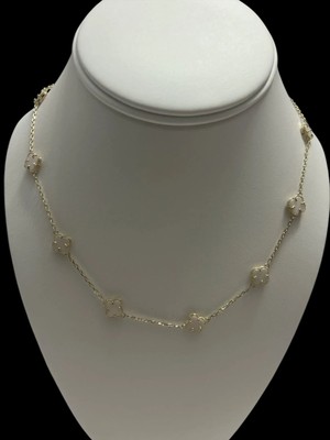New 10K Gold White Clover Necklace 18''