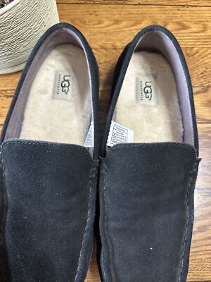 UGG Slippers Mens 10 Shearling Slip On Flats Black Suede Sheepskin UGG Slippers Mens 10 Shearling Slip On Flats Black Suede  main image 2