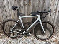 Large Open U.P. Carbon Disc Brake Gravel Bike Ultegra 12 Speed Di2 Bontrager