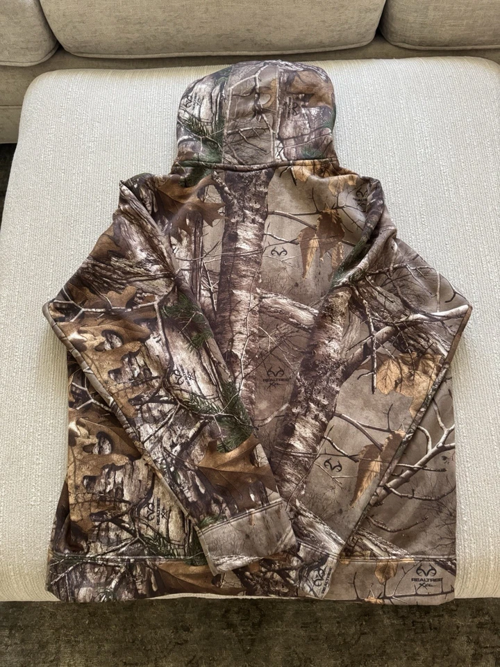 Sudadera con Capucha Under Armour Árbol Real Camuflada Naranja Brillante UA Exterior Juvenil Talla YXL Foto 3 de 4