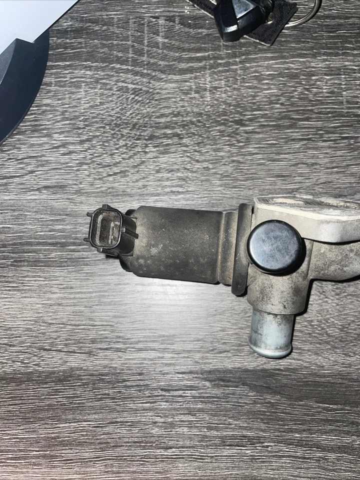 Válvula de control de aire de ralentí para Ford Mustang 1996-2002, Crown Victoria, Lincoln Town Foto 2 de 2