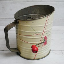 Vintage Measuring Flour Sifter Tin Crank Handle Farmhouse Decor 6.25"