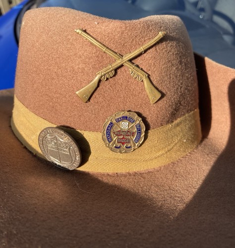 Vintage Slouch Hat With Badges - Picture 7 of 10